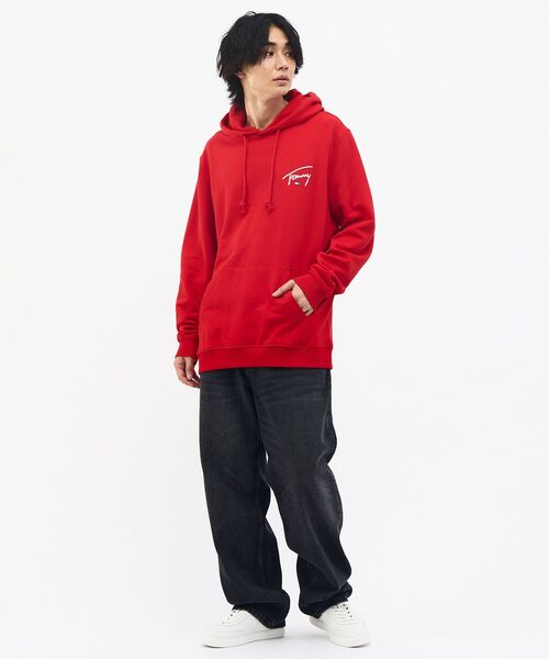 tommy jeans(トミー ジーンズ)の「【オンライン限定】ユニセックス レギュラーエントリーシグネチャーパーカー(パーカー・メンズ・レッド系7/ブラック/ライトグレー系1・MEDIUM/SMALL/X-LARGE/LARGE)」の14枚目の写真
