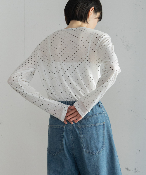 POU DOU DOU(プードゥドゥ)の「ドットプリントシアートップス(Tシャツ/カットソー・レディース・オフホワイト/グレー・3)」の17枚目の写真
