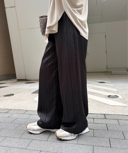 Jena espace merveilleux(ジェナ エスパスメルヴェイユ)の「サテンストライプパンツ(その他パンツ・レディース・ブラック/オレンジ・FREE)」の16枚目の写真