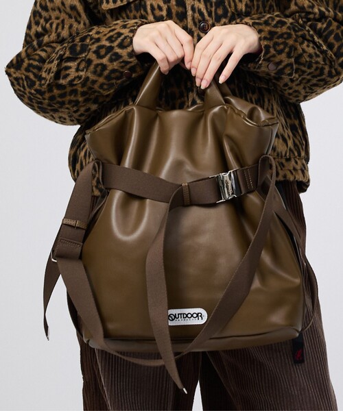 OUTDOOR PRODUCTS(アウトドアプロダクツ)の「【OUTDOOR PRODUCTS / アウトドアプロダクツ】2WAY巾着ベルトフェイクレザートートバッグM/フェイクレザー/トートバッグ(トートバッグ・レディース・ブラック/カーキ・フリー)」の12枚目の写真