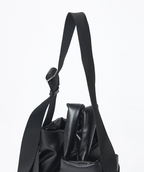 OUTDOOR PRODUCTS(アウトドアプロダクツ)の「【OUTDOOR PRODUCTS / アウトドアプロダクツ】2WAY巾着ベルトフェイクレザートートバッグM/フェイクレザー/トートバッグ(トートバッグ・レディース・ブラック/カーキ・フリー)」の18枚目の写真