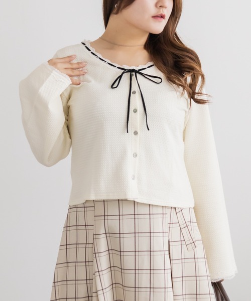 CLETTE(クレット)の「ベロアリボン&ハシゴレースカーディガン(カーディガン/ボレロ・レディース・ライトグレー/ブラック/アイボリー・LL/3L/4L)」の1枚目の写真
