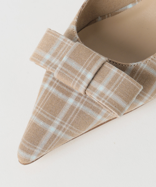 LE TALON（ルタロン）の「《/WEB+一部店舗限定》Le decore / ル デコレclassic ribbon パンプス（パンプス・レディース・ホワイト/ピンク/ベージュ系その他/ブラック×ブラック・25cm/24.5cm/24cm/23.5cm/23cm/22.5cm/22cm）」の21枚目の写真