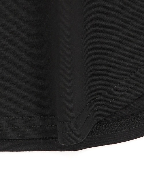 iS ScoLar（イズスカラー）の「563204：エース柄 袖シアー素材切替プルオーバー（Tシャツ/カットソー・レディース・オフホワイト/ブラック・M）」の4枚目の写真