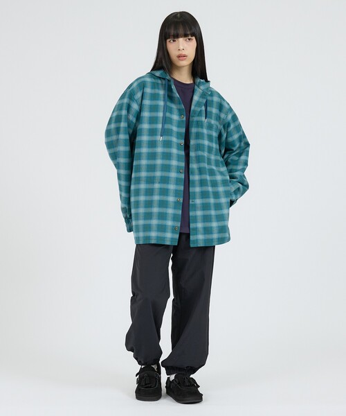 NANGA(ナンガ)の「【NANGA / ナンガ】GRID TARTAN FIELD HOOD SHIRT / タータンチェック フィールド フードシャツ / N2620-1I058A(シャツ/ブラウス・メンズ・グリーン・M/L)」の4枚目の写真