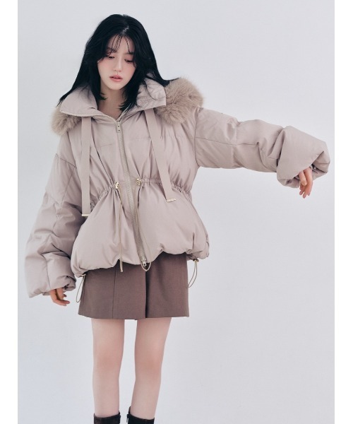 FRAY I.D(フレイアイディー)の「【撥水】2wayファーフードショートダウンコート(ダウンジャケット/コート・レディース・ホワイト/ライトブルー/ベージュ/ブラック・0/1)」の4枚目の写真