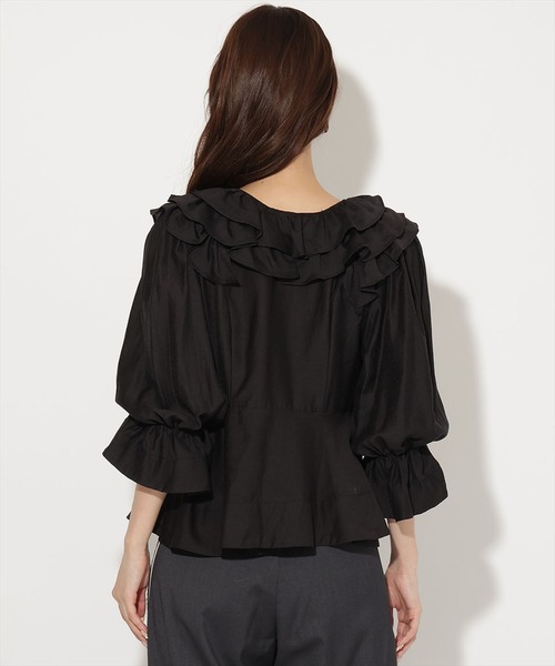 AND COUTURE(アンドクチュール)の「ラッフルフリルブラウス(シャツ/ブラウス・レディース・ベージュ/ブラック/オフホワイト・FREE)」の11枚目の写真