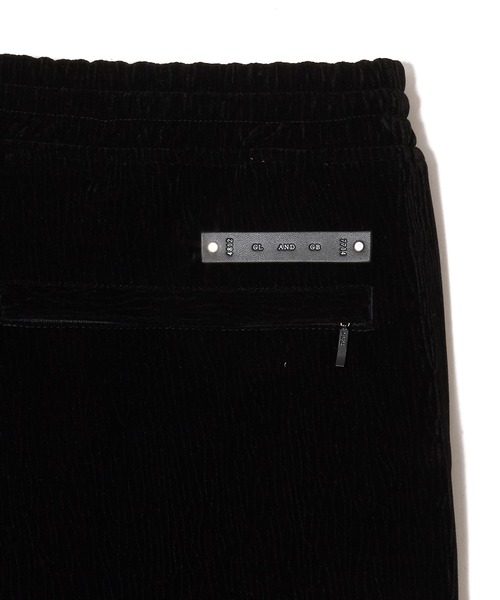 CRIMIE(クライミー)の「VELOUR TRACK SUIT PANTS(スラックス・メンズ・ブラック/グリーン・XXL/XL/L/M/S)」の9枚目の写真