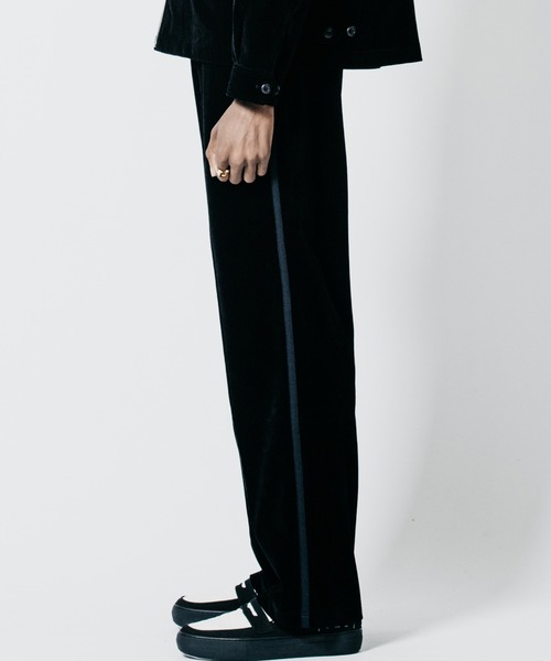 CRIMIE(クライミー)の「VELOUR TRACK SUIT PANTS(スラックス・メンズ・ブラック/グリーン・XXL/XL/L/M/S)」の12枚目の写真