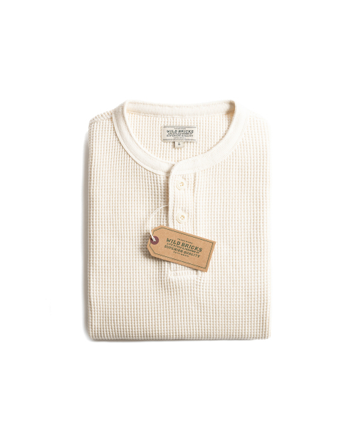WILD BRICKS(ワイルドブリックス)の「W26 ヘビーワッフル ヘンリーネック長袖Tシャツ(3色)(Tシャツ/カットソー・レディース・ブラック/オリーブ/アイボリー・MEDIUM/LARGE/X-LARGE)」の15枚目の写真