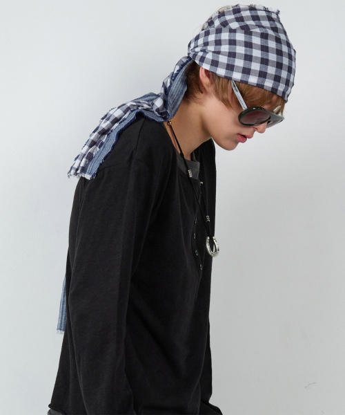 THEVINYLHOUSE(ザバイニルハウス)の「BUTTON LAYERED LS TEE ブラック(Tシャツ/カットソー・レディース・その他・SMALL/MEDIUM/LARGE)」の5枚目の写真