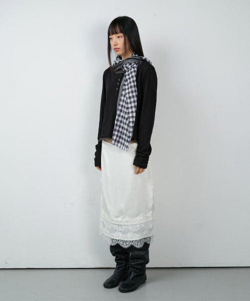 THEVINYLHOUSE(ザバイニルハウス)の「BUTTON LAYERED LS TEE ブラック(Tシャツ/カットソー・レディース・その他・SMALL/MEDIUM/LARGE)」の11枚目の写真