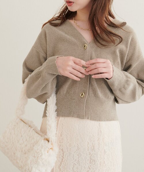 natural couture(ナチュラルクチュール)の「もちもちモールヤーンハトメバーカーディガン(カーディガン/ボレロ・レディース・ピンクベージュ/ボルドー/ブラウン/グレイッシュベージュ/アイボリー・FREE)」の10枚目の写真