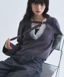 CODE A（コードエー）の「deep V form knit（ニット/セーター）」