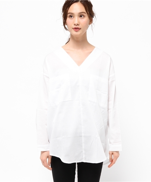 titivate（ティティベイト）の「Vﾈｯｸﾀﾞﾌﾞﾙﾎﾟｹｯﾄﾌﾞﾗｳｽ（シャツ/ブラウス・レディース・ベージュ/ホワイト/ブラック・M）」の5枚目の写真