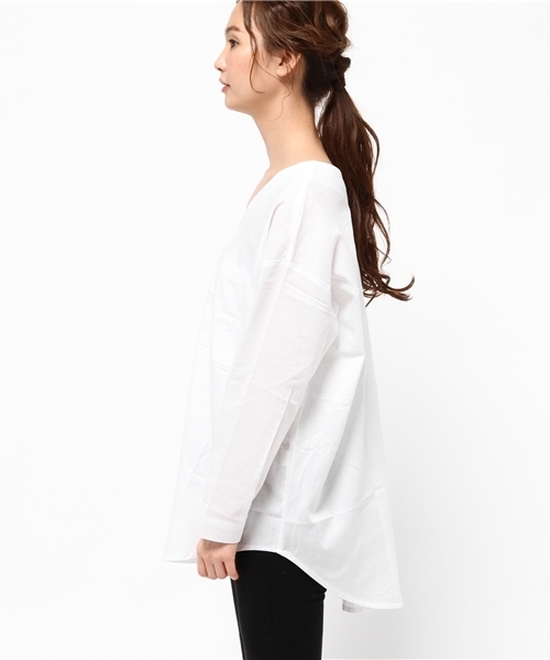 titivate（ティティベイト）の「Vﾈｯｸﾀﾞﾌﾞﾙﾎﾟｹｯﾄﾌﾞﾗｳｽ（シャツ/ブラウス・レディース・ベージュ/ホワイト/ブラック・M）」の6枚目の写真