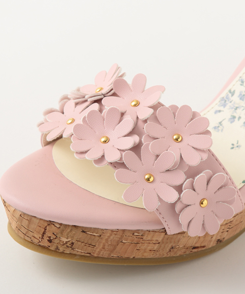 【LODI】フラワー付きサンダル LODISPOTTO（ロディスポット）の「フローラルフラワーサンダル