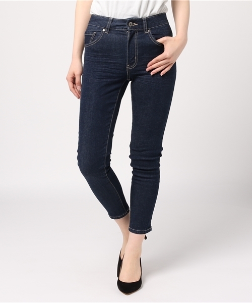 Honeys（ハニーズ）の「デニムスキニーパンツ６４丈（デニムパンツ・レディース・ワンウォッシュ/ライトブルー・M/S/L/SS/LL）」の2枚目の写真