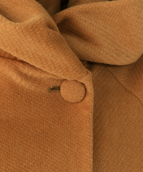 Kastane(カスタネ)の「BIGフードショートコート(その他アウター・レディース・グリーン/ブラック/レンガ/キャメル/ブラック系その他・FREE)」の12枚目の写真