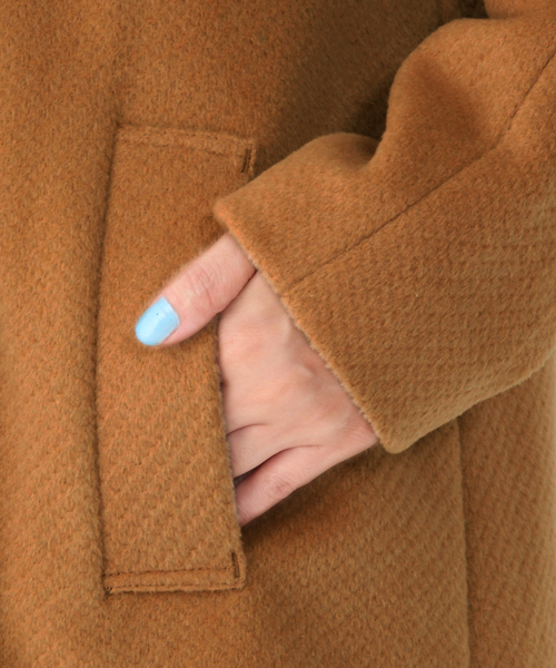 Kastane(カスタネ)の「BIGフードショートコート(その他アウター・レディース・グリーン/ブラック/レンガ/キャメル/ブラック系その他・FREE)」の11枚目の写真