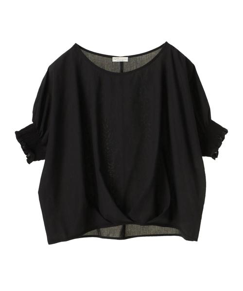 earth music&ecology（アースミュージックアンドエコロジー）の「・袖シャーリングプルオーバー ●（シャツ/ブラウス・レディース・カーキ/ブラック/オフホワイト/ライトベージュ/ホワイト/ドット・FREE）」の9枚目の写真