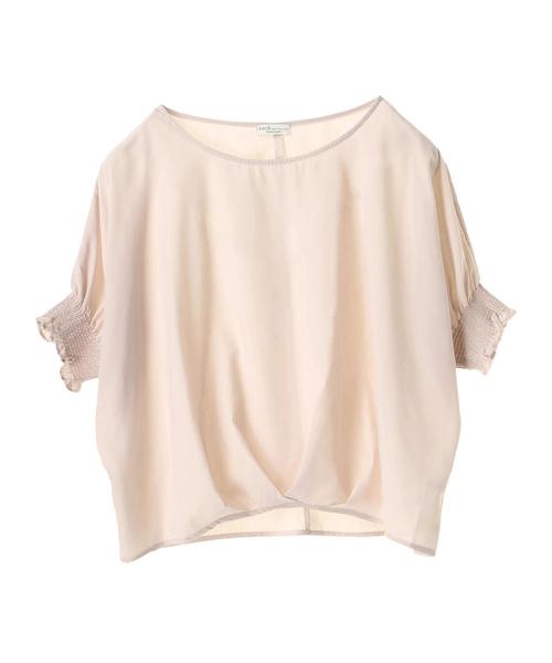 earth music&ecology（アースミュージックアンドエコロジー）の「・袖シャーリングプルオーバー ●（シャツ/ブラウス・レディース・カーキ/ブラック/オフホワイト/ライトベージュ/ホワイト/ドット・FREE）」の10枚目の写真