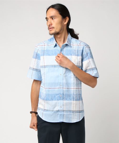 MEN'S BIGI(メンズビギ)の「半袖リーフジャガード チェックシャツ(シャツ/ブラウス・メンズ・サックスブルー/トリコロール・S/M/L)」の2枚目の写真