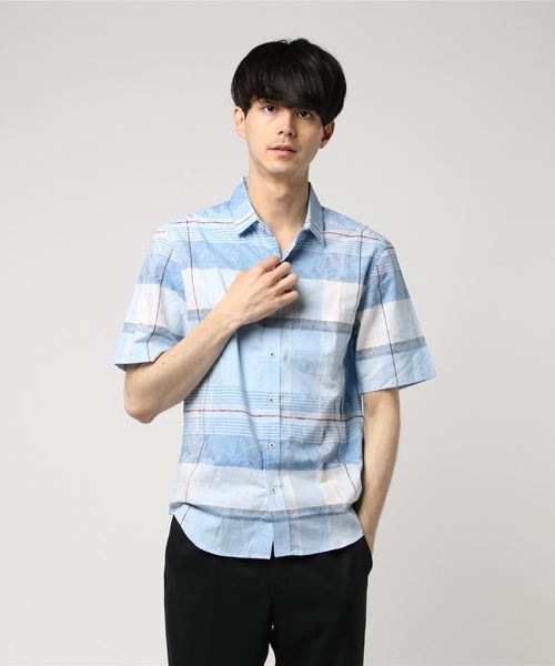 MEN'S BIGI(メンズビギ)の「半袖リーフジャガード チェックシャツ(シャツ/ブラウス・メンズ・サックスブルー/トリコロール・S/M/L)」の1枚目の写真