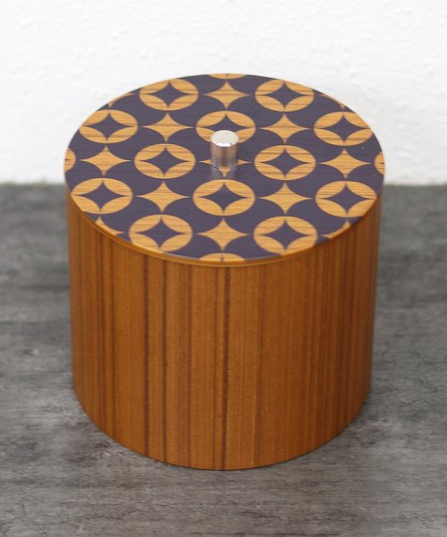 Add+�i�A�b�h�j�́u<SAITO WOOD�i�T�C�g�[�E�b�h�j>�@X �@<Add+ ROOM>�@�L�����f�B�{�b�N�X�i���[�O�b�Y�j�v�bC