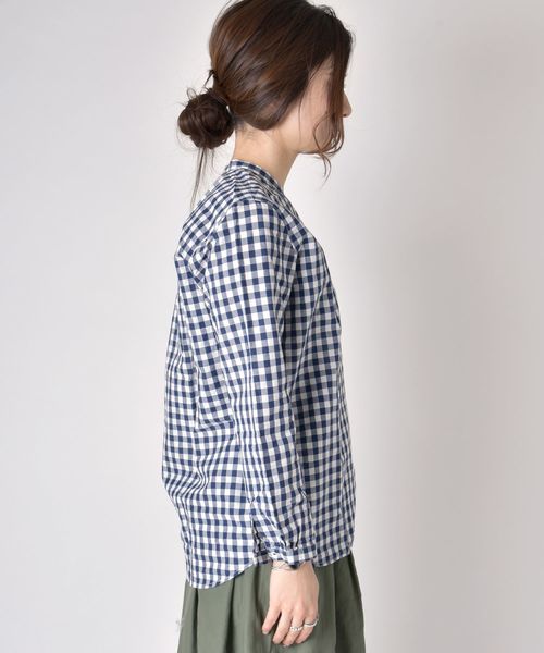 SHIPS Days（シップスデイズ）の「SHIPS Days STANDARD:スキッパー チェックシャツ 19SS　◇（シャツ/ブラウス・レディース・ホワイト/ネイビー・S～Ｍ/M～Ｌ）」の9枚目の写真