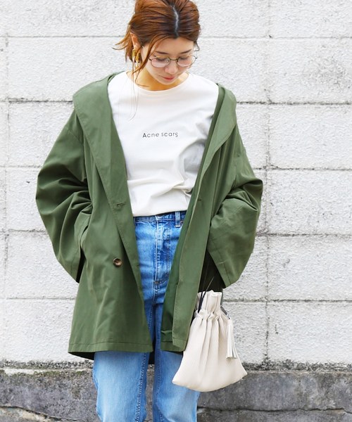 reca（レカ）の「【ZOZOTOWN限定】フード取り外しOK! ショート丈トレンチコート 2019S/S（トレンチコート・レディース・ベージュ/カーキ/ブルー系その他・M/L）」の2枚目の写真