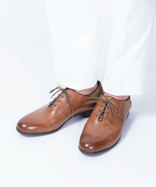 alfredoBANNISTER（アルフレッドバニスター）の「【極柔レザー】ホールカットシューズ（ドレスシューズ・メンズ・ブラック/キャメル/ネイビー・39/40/41/42/43/44）」の14枚目の写真