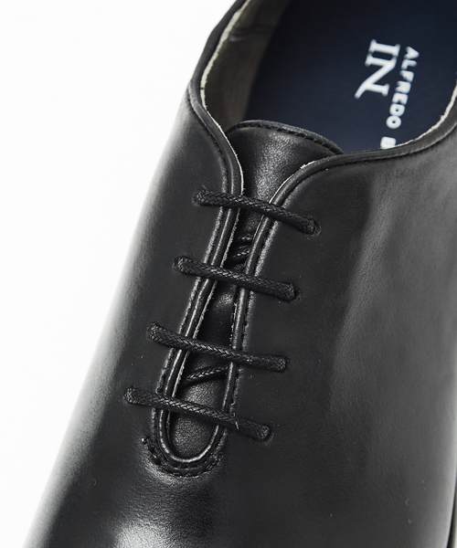 alfredoBANNISTER（アルフレッドバニスター）の「【極柔レザー】ホールカットシューズ（ドレスシューズ・メンズ・ブラック/キャメル/ネイビー・39/40/41/42/43/44）」の10枚目の写真