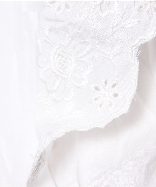Ray BEAMS（レイビームス）の「NINA KAUFMAN / スカラ刺繍ブラウス（シャツ/ブラウス・レディース・ホワイト系その他・ONE SIZE）」の3枚目の写真