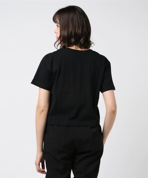 DC(ディーシー)の「フロントロゴTシャツ ショート丈 クロップド丈6126J954W(Tシャツ/カットソー・レディース・ホワイト/ピンク/ブラック×ホワイト・S/M)」の4枚目の写真