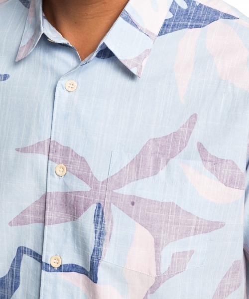 Quiksilver(クイックシルバー)の「GULLY FLORAL/クイックシルバー 半袖 シャツ 総柄(シャツ/ブラウス・メンズ・グリーン/グレー/インディゴブルー・MEDIUM/SMALL/LARGE)」の6枚目の写真
