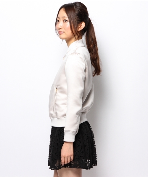 martinique（マルティニーク）の「【Marisol 5月号、クロワッサン 3月売掲載】martinique/ヘビーサテンブルゾン（ブルゾン・レディース・ブラック/ライトベージュ・FREE）」の3枚目の写真