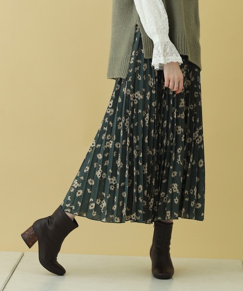 one after another NICE CLAUP（ワンアフターアナザーナイスクラップ）の「【WEB限定】アソートプリーツスカート（スカート・レディース・ホワイト系その他/カーキ/グリーン系その他/ピンク系その他/オレンジ系その他/ブラック系その他/アイボリー/ミント・FREE）」の7枚目の写真