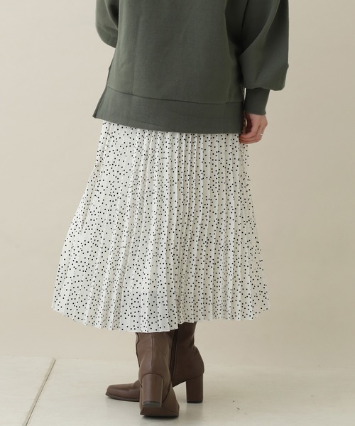 one after another NICE CLAUP（ワンアフターアナザーナイスクラップ）の「【WEB限定】アソートプリーツスカート（スカート・レディース・ホワイト系その他/カーキ/グリーン系その他/ピンク系その他/オレンジ系その他/ブラック系その他/アイボリー/ミント・FREE）」の9枚目の写真