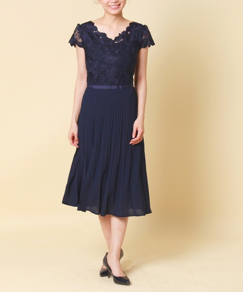 ローズ刺繍 プリーツワンピース ワンピース Rose Tiara ローズティアラ のファッション通販 Zozotown