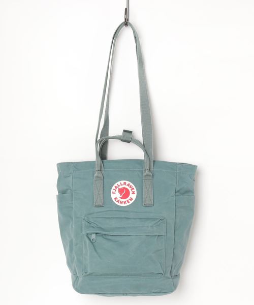 FJALL RAVEN (フェールラーベン)の「Kanken Totepack (FJALLRAVEN/フェールラーベン)(トートバッグ・メンズ・サファリグリーン/レンガ/ライトブラウン/ネイビー/グレー/ブラック/ダークベージュ/ダークアッシュ/レッド/パープル/スカイブルー/ブラウン系1/コーラルピンク・ONE SIZE)」の8枚目の写真