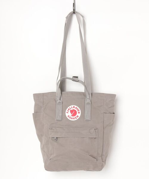 FJALL RAVEN (フェールラーベン)の「Kanken Totepack (FJALLRAVEN/フェールラーベン)(トートバッグ・メンズ・サファリグリーン/レンガ/ライトブラウン/ネイビー/グレー/ブラック/ダークベージュ/ダークアッシュ/レッド/パープル/スカイブルー/ブラウン系1/コーラルピンク・ONE SIZE)」の14枚目の写真