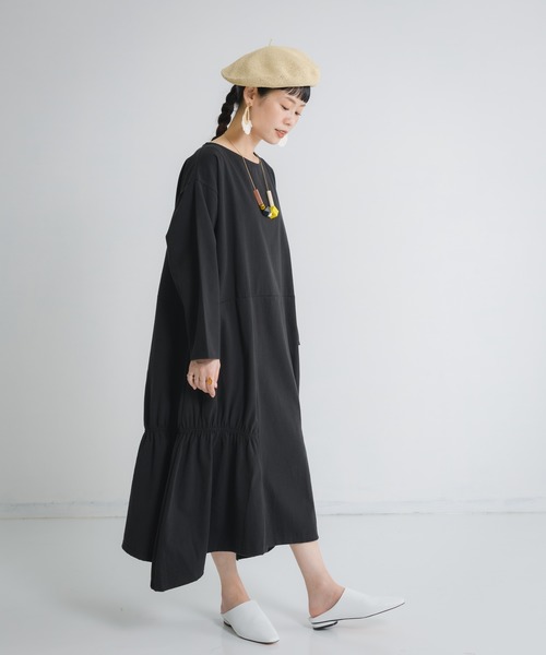 Libra Cue（リブラ キュー）の「Libra シャーリングティアードワンピース（ワンピース・レディース・アイボリー/ブラック/グリーン・FREE）」の12枚目の写真