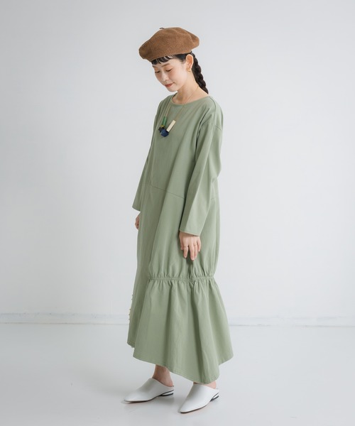 Libra Cue（リブラ キュー）の「Libra シャーリングティアードワンピース（ワンピース・レディース・アイボリー/ブラック/グリーン・FREE）」の16枚目の写真