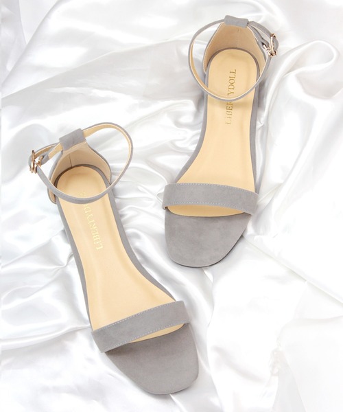 LibertyDoll（リバティードール）の「Liberty Doll / スクエアトゥセパレートストラップサンダル(4031)華奢ストラップサンダル（サンダル・レディース・ベージュ/マスタード/ブルー/ゴールド/レッド/シルバー/オレンジ/ブラック系その他/ネイビー/グレー/ホワイト/ブラック/グリーン/ベージュ系その他/アイボリー/グリーン系その他/オレンジ系その他・S/3L/SS/LL/L/M）」の5枚目の写真