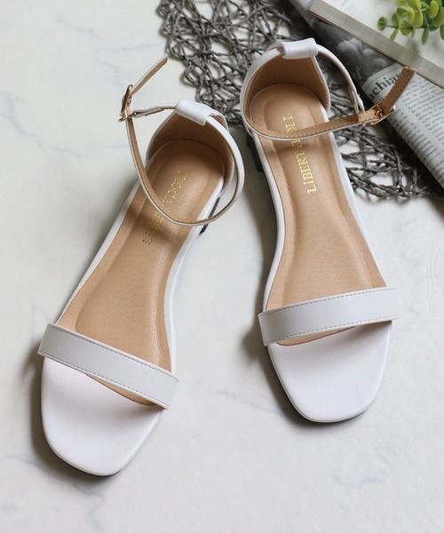 LibertyDoll（リバティードール）の「Liberty Doll / スクエアトゥセパレートストラップサンダル(4031)華奢ストラップサンダル（サンダル・レディース・ベージュ/マスタード/ブルー/ゴールド/レッド/シルバー/オレンジ/ブラック系その他/ネイビー/グレー/ホワイト/ブラック/グリーン/ベージュ系その他/アイボリー/グリーン系その他/オレンジ系その他・S/3L/SS/LL/L/M）」の2枚目の写真