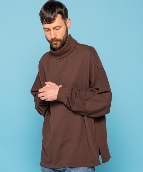 MR.OLIVE(ミスターオリーブ)の「チェンジ スリーブ スウェット /ビックシルエット タートルネック トレーナー(スウェット・メンズ・ブラウン/キャメル/ブラック/オフホワイト・LARGE/MEDIUM/SMALL)」の4枚目の写真