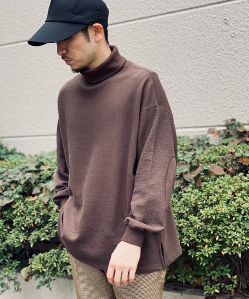 MR.OLIVE(ミスターオリーブ)の「チェンジ スリーブ スウェット /ビックシルエット タートルネック トレーナー(スウェット・メンズ・ブラウン/キャメル/ブラック/オフホワイト・LARGE/MEDIUM/SMALL)」の16枚目の写真