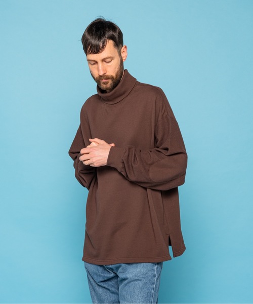 MR.OLIVE(ミスターオリーブ)の「チェンジ スリーブ スウェット /ビックシルエット タートルネック トレーナー(スウェット・メンズ・ブラウン/キャメル/ブラック/オフホワイト・LARGE/MEDIUM/SMALL)」の15枚目の写真