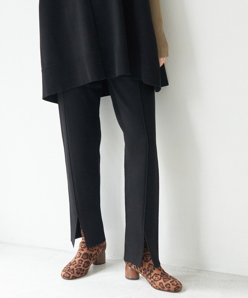 ROPE' PICNIC（ロペピクニック）の「【セットアップ対応】センタースリットニットパンツ（その他パンツ・レディース・ブラック/ベージュ/ブラウン/オリーブ・38）」の2枚目の写真